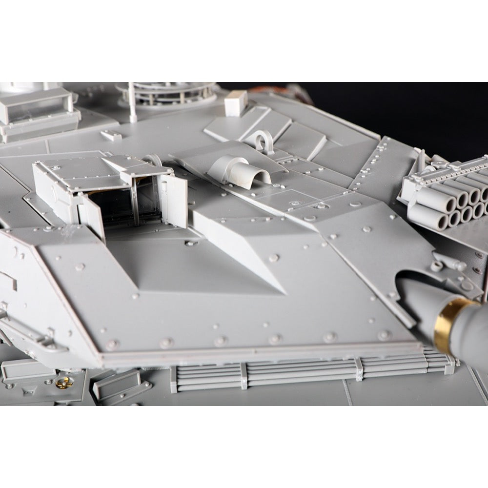 Trumpeter 1/16 German Leopard2A6 MBT Plastic Model Kit