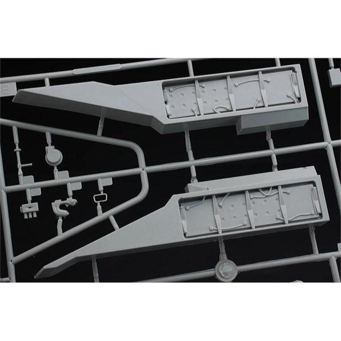 Trumpeter 1/16 German Leopard2A6 MBT Plastic Model Kit