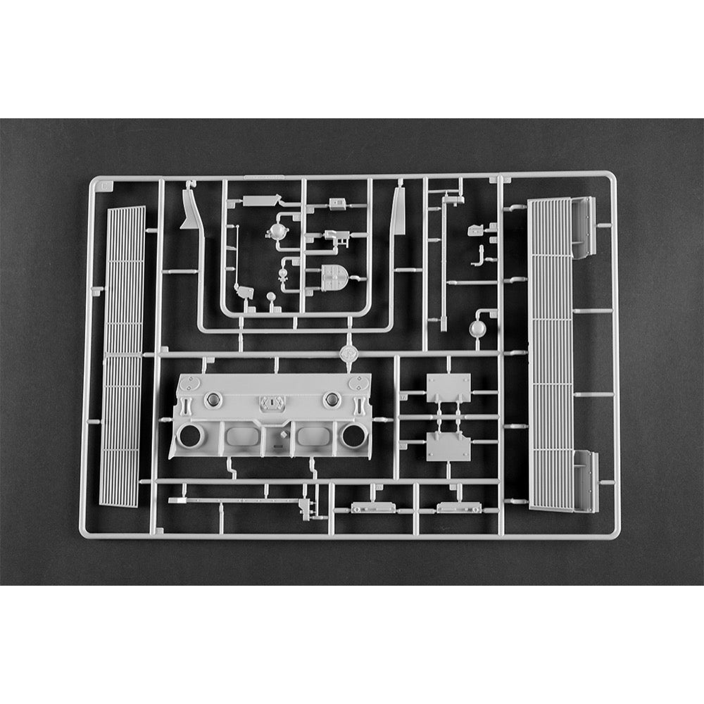Trumpeter 1/16 German Leopard 2A6 MBT