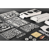 Trumpeter 1/16 Pz.Kpfw.VI Sd.Kfz.182 Tiger II (Henschel 105mm) Plastic Model Kit