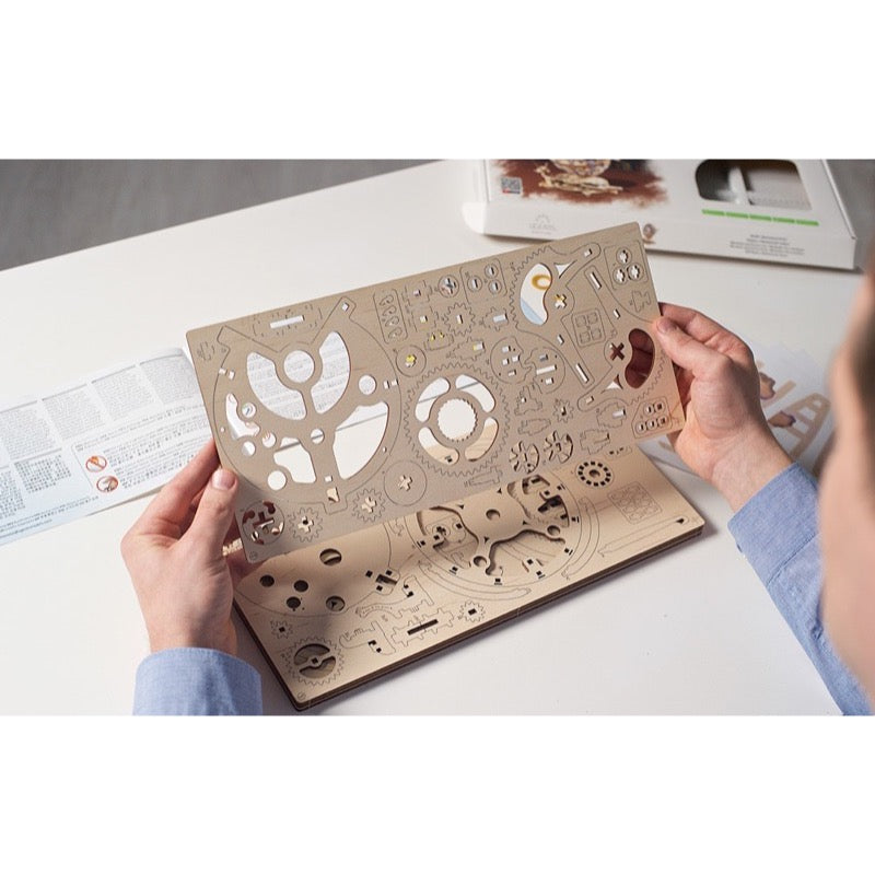 Ugears 70128 Globus 184pc