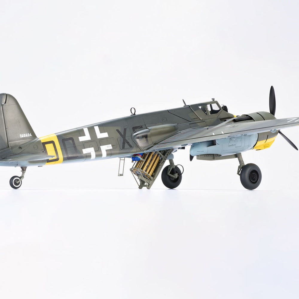 Zoukei Mura SWS19 1/32 Hs 129 B-3 with 75mm Gun Plastic Model Kit