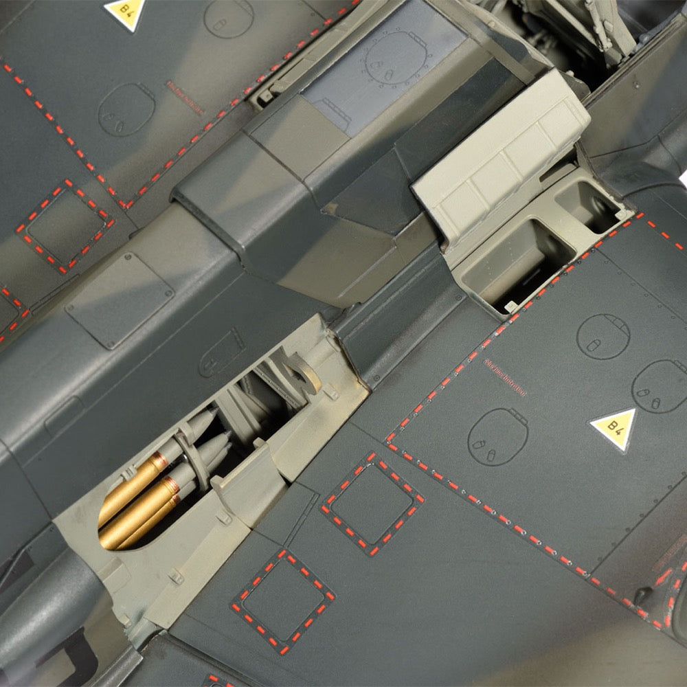 Zoukei Mura SWS19 1/32 Hs 129 B-3 with 75mm Gun Plastic Model Kit