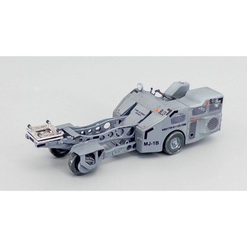 Zimi Model 80160 1/48 U.S.Weapon loading Gart