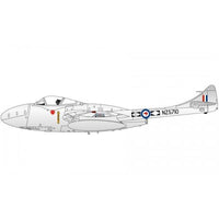 Airfix A55204 1/72 De Havilland Vampire T11 Starter Set NZ Air Force