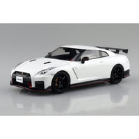 Aoshima 006786 1/24 Snap R35 Nissan Gt-R Nismo 2017 Brilliant White Pearl
