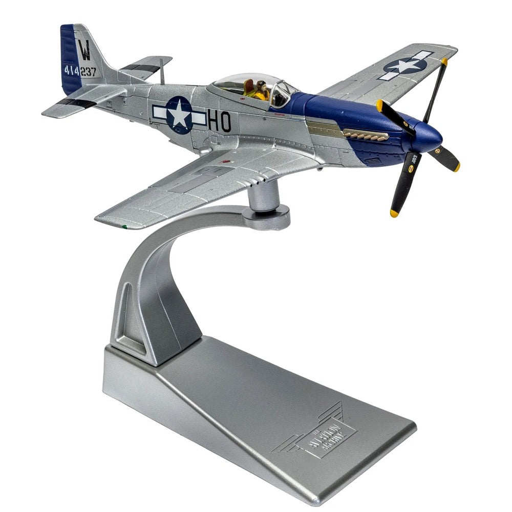 Corgi 1/72 North American P-51D Mustang 'Moonbeam McSWINE' Capt. William T. 'Bill' Whisner Jr