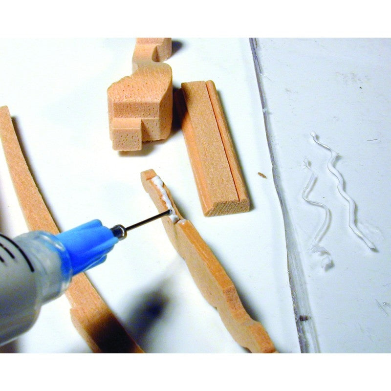 Deluxe Materials AC8 Pin Point Syringe Kit