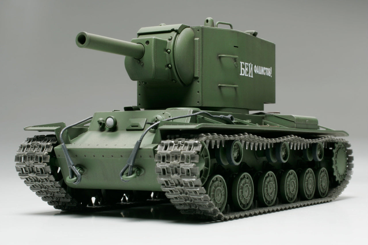 Tamiya 32538 1/48 Russian Heavy Tank KV-2