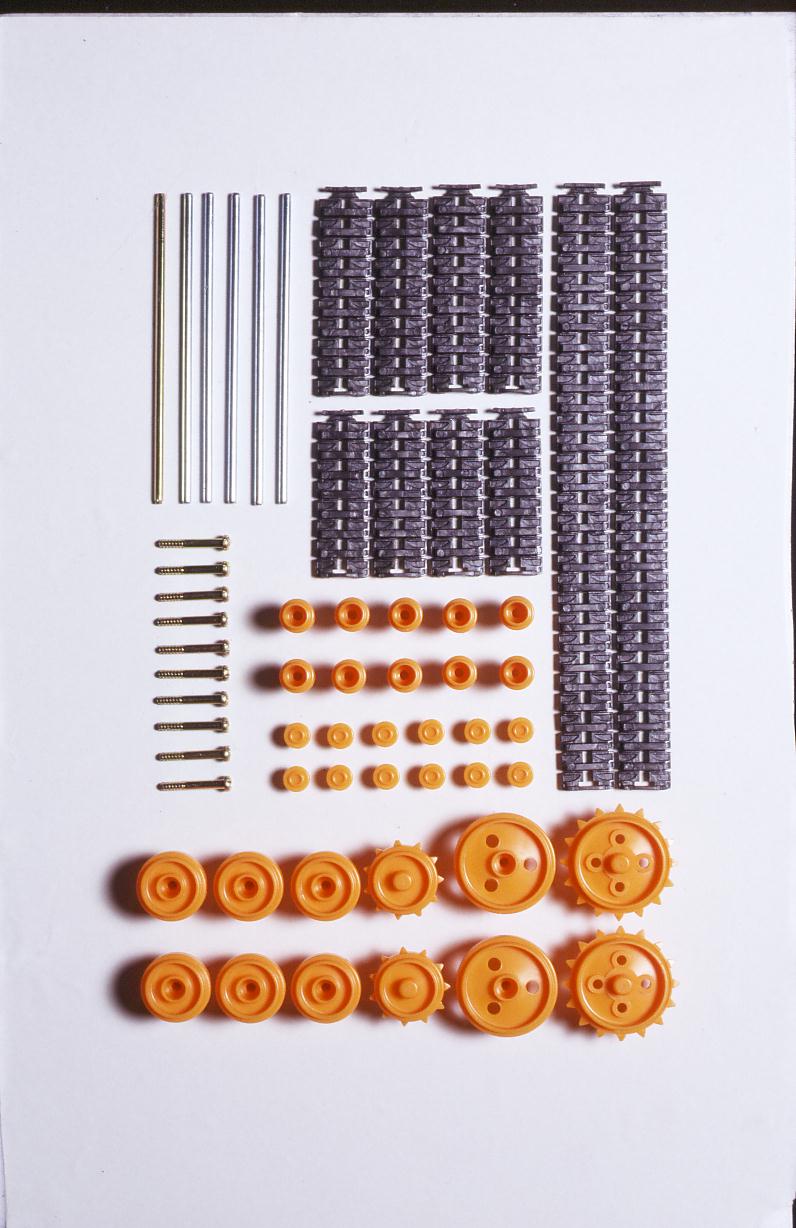 Tamiya 70100 Track and Wheel Set