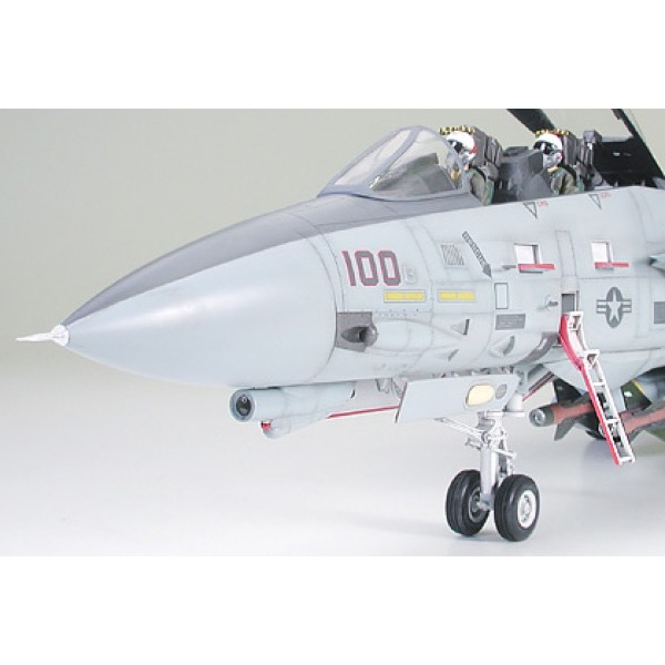 Tamiya 60313 1/32 Grumman F-14A Tomcat Black Knights