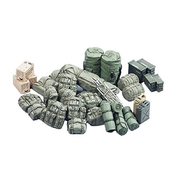 Tamiya 35266 1/35 US Military Equipment Set