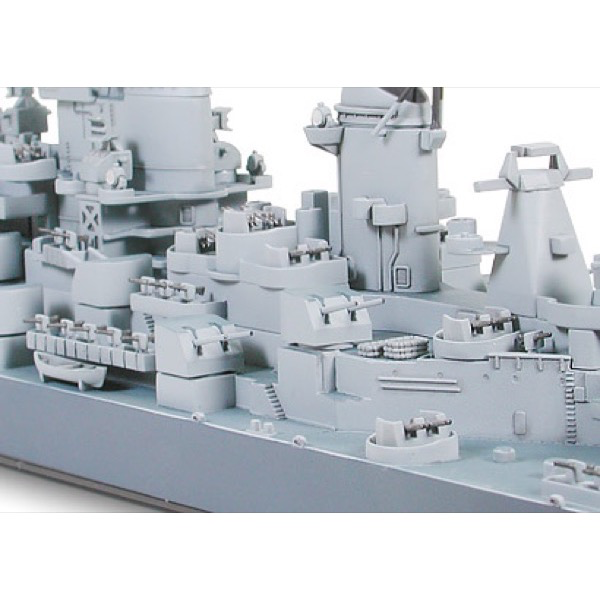 Tamiya 31613 1/700 U.S. Navy Battleship Missouri